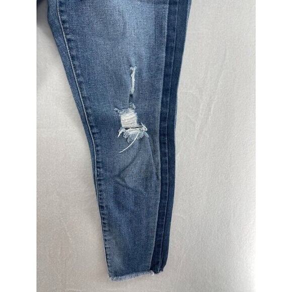 Altar'd State Jeans Womens Size 5 Light Wash Raw Hem Cropped Denim - Picture 5 of 8